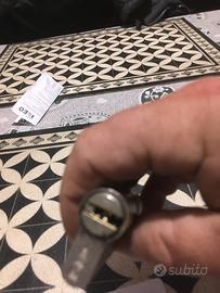 Serratura porta blindata