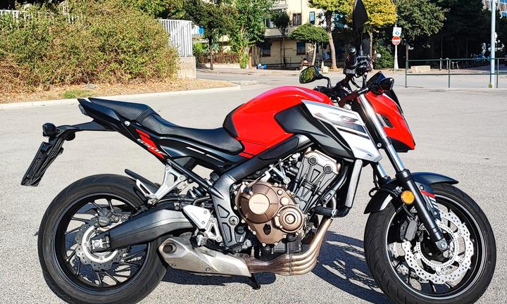 Honda CB 650 F ABS 4 cilindri - 2018