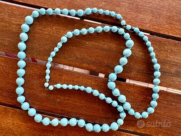 Collana vintage con perle azzurre