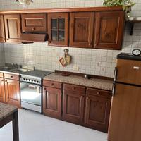 Cucina in legno massello
