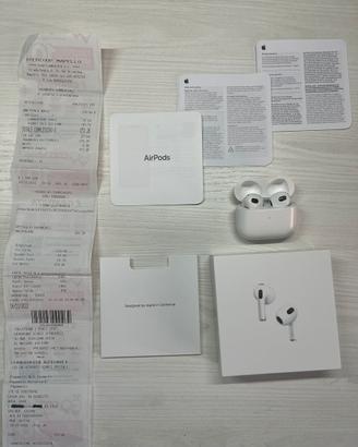 AirPods 3 con custodia di ricarica e scatola