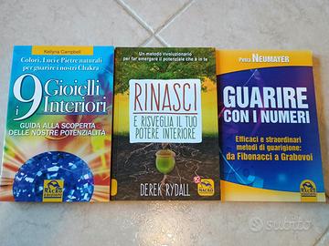 Lotto di libri di crescita personale/evoluzione