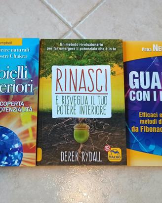 Lotto di libri di crescita personale/evoluzione