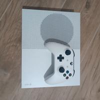 XBOX ONE S 1T+ LOGITECH G920 ( leggere descrizione