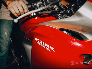 CBR 250 R In perfette condizioni