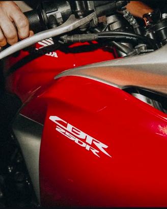 CBR 250 R In perfette condizioni