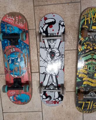 SKATEBOARDS 