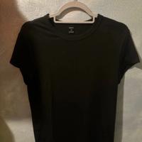 T shirt nera