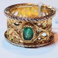 Anello in oro con smeraldo NUOVO