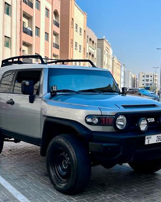 Toyota - FJ Cruiser 