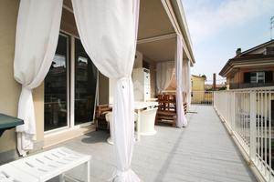 3 LOCALI A PORTO SAN GIORGIO