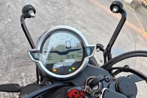 Moto Guzzi V7 IV - 2022