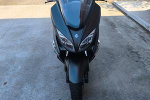 Suzuki Burgman 400