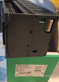 PLC Schneider Modicon M241 (TM241CE40T)