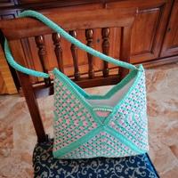 Borsa estiva all'uncinetto