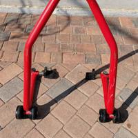 Cavalletto per moto regolabile