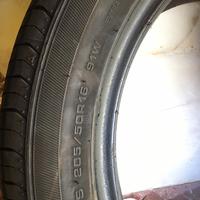 Coppia di pneumatici misura 205/50r16