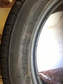 Coppia di pneumatici misura 205/50r16