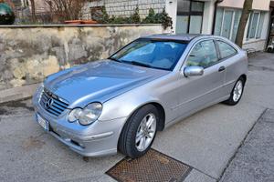 mercedes coupe cdi 220