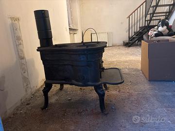 Stufa in ghisa vintage