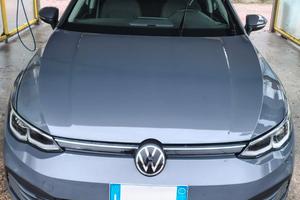 Volkswagen Golf 8 1.0 TSI EVO Life 110 CV