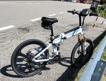 Bicicletta Mountain bike elettrica pieghevole 