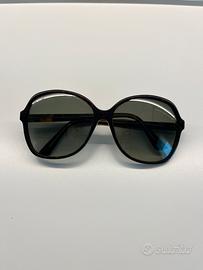Occhiali da sole Gucci.