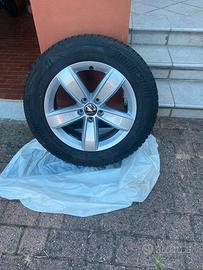 Cerchi piu  gomme neve vw 215/65/17