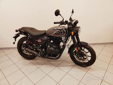 Royal Enfield HNTR 350 Dapper Grey