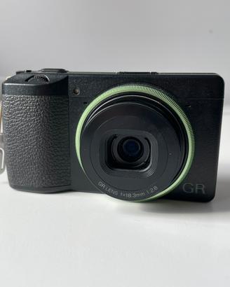 RICOH GR III