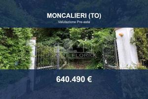 Immobile in asta di 512 m² a Moncalieri