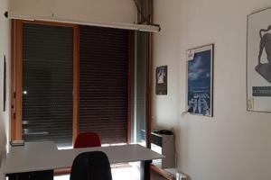 Uffici e garages via Montefalco (AR)