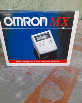 misuratore di pressione semiautomatico OMRON MX