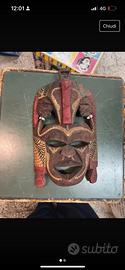 Maschera in stile etnico