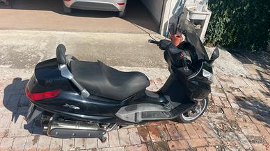 scooter piaggio X8 400