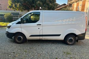 Ford Transit custom furgonato