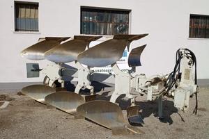 aratro trivomere ermo mod.fsv 3/102 COD.5830
