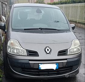 Renault modus revisione bombole 2032