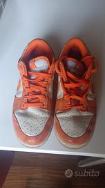 Nike dunk low cracked orange