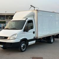 Iveco Dailly cc 3.0 con pedana idraulica