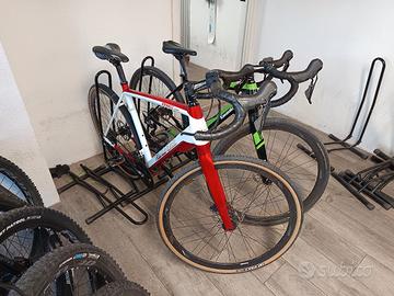 gravel elettrica e-bike 