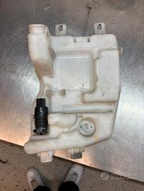 Serbatoio liquido lavavetri