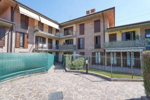 Appartamento di 87 m² con 3 locali e box auto a Po
