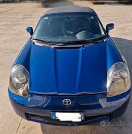 TOYOTA MR2