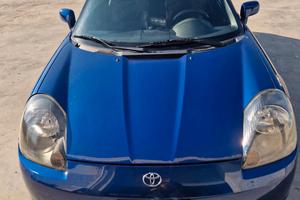 TOYOTA MR2