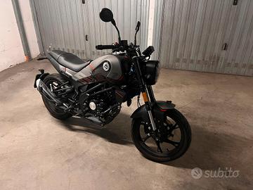 Benelli Leoncino 125