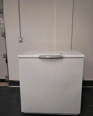 Congelatore pozzetto Electrolux C.E. A+