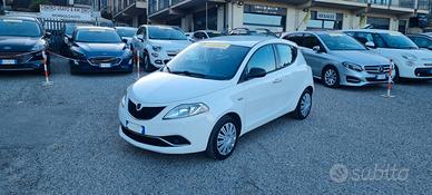 Lancia Ypsilon 1.2 69 CV 5p GPL Ecochic Silver 201