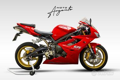 TRIUMPH DAYTONA 675