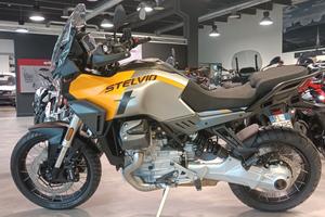 Moto Guzzi Stelvio